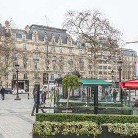 *** Champs Elysees Studio Apartment Париж Екстериор снимка